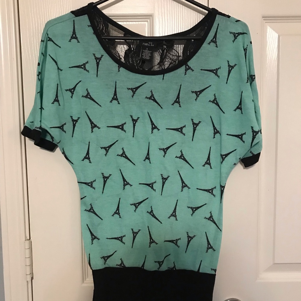Rue 21 shirt